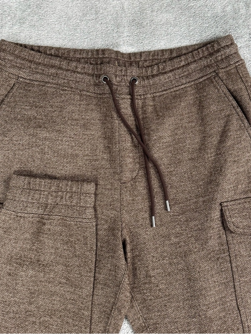 Banana Republic Men's Brown Cozy Cargo Jogger Herringbone Pant
